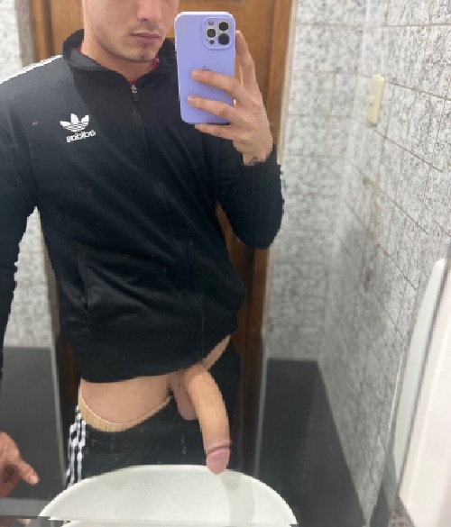 David, escort Activo Colombia en Valencia