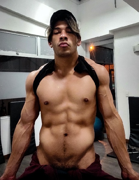 Alexanderfitnes, escort Versátil Colombia en 